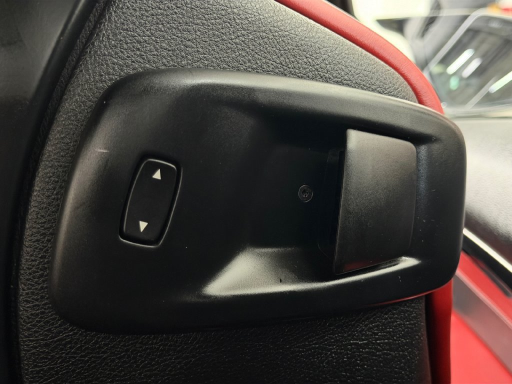 Used 2016 BMW M4 Coupe RWD image 35