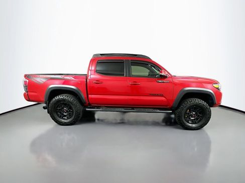 Used 2022 Toyota Tacoma TRD Off-Road image 4