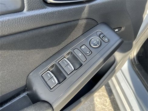 Used 2022 Honda Civic Sport image 14