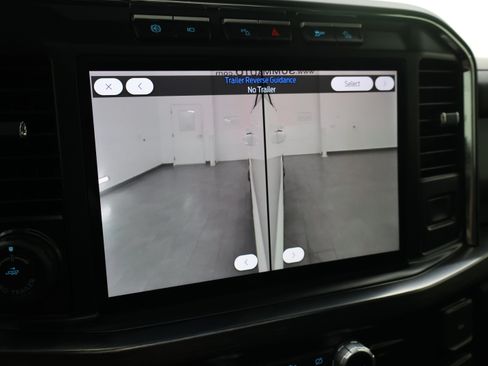 Used 2024 Ford F350 Lariat w/ Lariat Ultimate Package AWD/4WD image 21