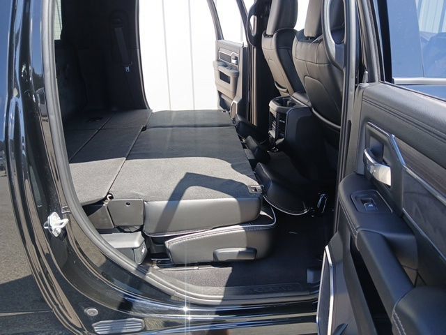Used 2025 RAM 2500 Laramie w/ Night Edition AWD/4WD image 18