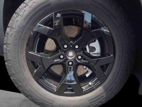 New 2026 Volkswagen Atlas Peak Edition AWD/4WD image 3