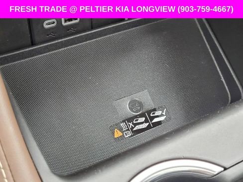 Used 2023 Chevrolet Suburban High Country image 29