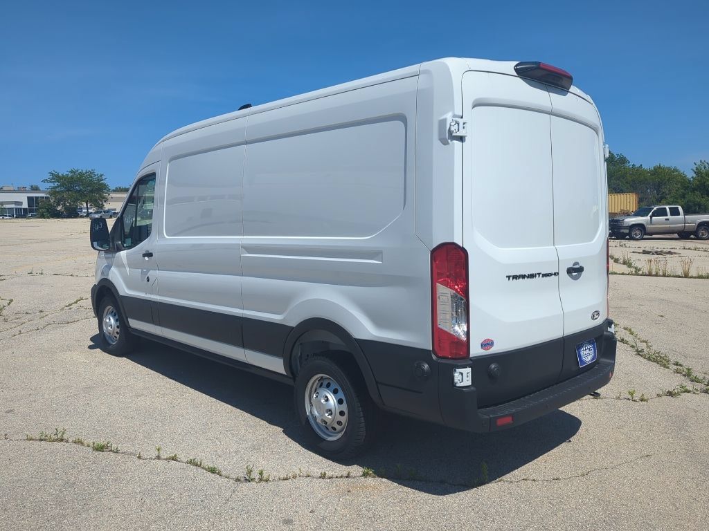 New 2026 Ford Transit 350 148 Medium Roof w/ Load Area Protection Package RWD image 7