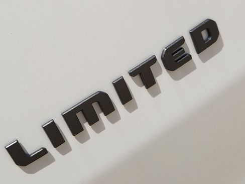 New 2026 Jeep Cherokee Limited AWD/4WD image 7