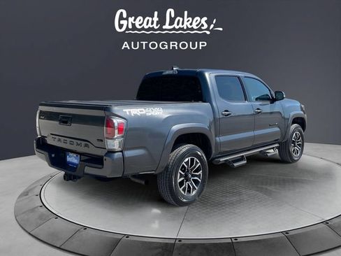 Used 2022 Toyota Tacoma TRD Sport w/ Technology Package AWD/4WD image 5