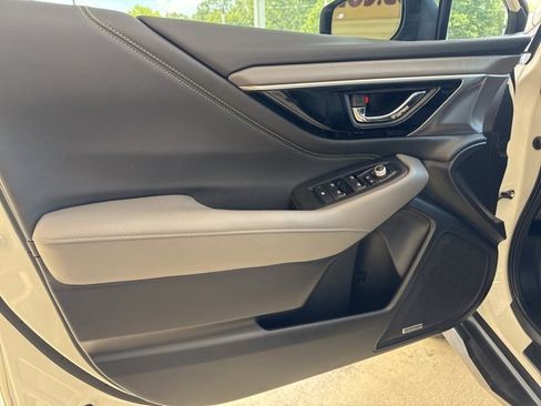 Used 2024 Subaru Outback Onyx Edition image 14