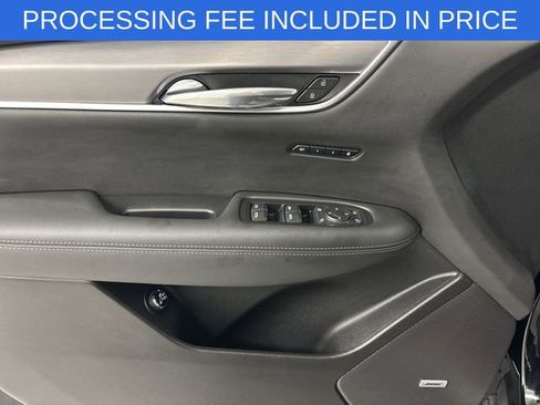 Used 2024 Cadillac XT6 Luxury AWD/4WD image 5