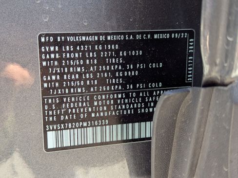 Used 2023 Volkswagen Taos SE image 33