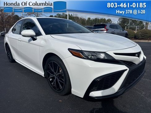 Used 2023 Toyota Camry SE w/ Convenience Package image 1