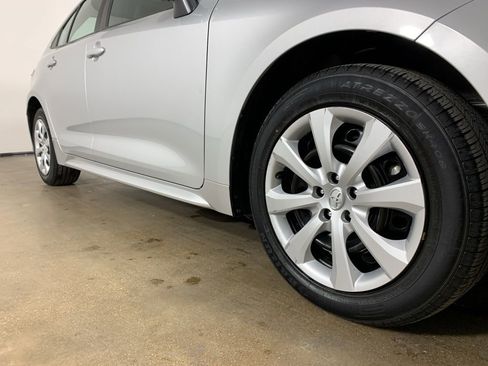 Used 2024 Toyota Corolla LE image 6