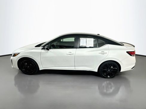 Used 2025 Nissan Sentra SR w/ Midnight Edition FWD image 4