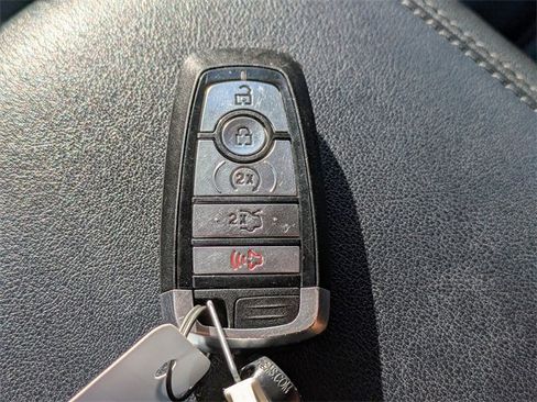 Used 2019 Ford Edge SEL w/ Equipment Group 201A image 35