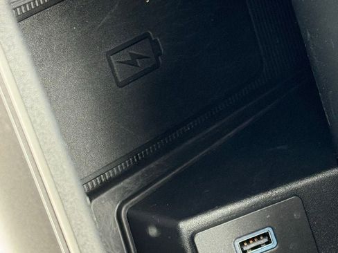 Certified 2024 Ford Edge SEL w/ Convenience Package image 34