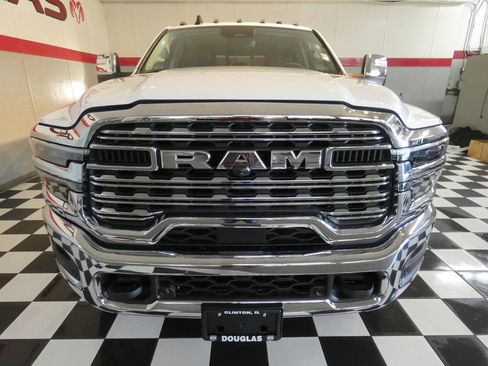 New 2026 RAM 2500 Limited image 2