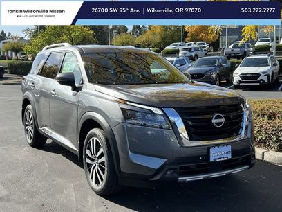 New 2025 Nissan Pathfinder Platinum w/ Cargo Package