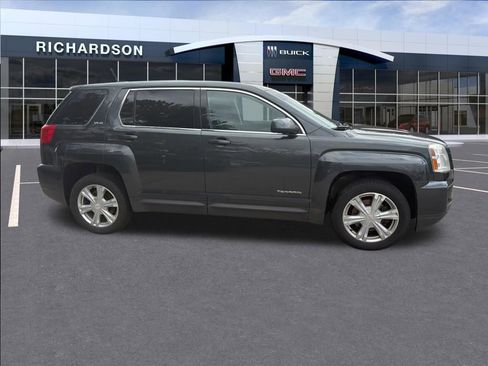 Used 2017 GMC Terrain SLE FWD image 8