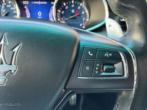 Used 2014 Maserati Quattroporte GTS RWD image 22