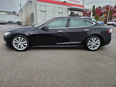 Used 2015 Tesla Model S 85D image 6