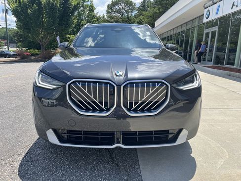 Certified 2025 BMW X3 xDrive30i w/ Premium Package image 10