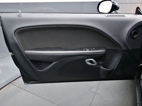 Used 2017 Dodge Challenger R/T image 10