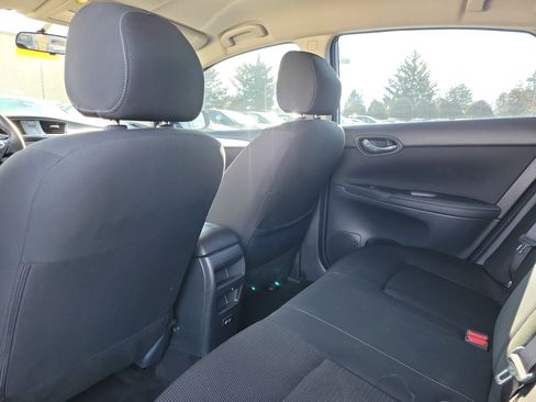 Used 2019 Nissan Sentra S w/ Appearance Package image 14