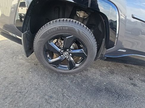 Used 2019 Toyota RAV4 XSE image 10