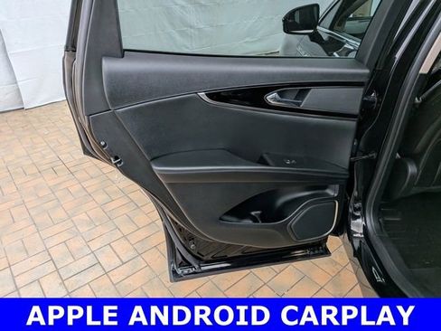 Used 2023 Lincoln Nautilus AWD w/ Premium Package image 19