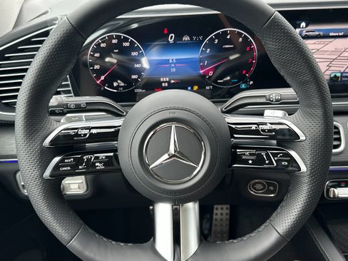 New 2026 Mercedes-Benz GLS 450 4MATIC image 24