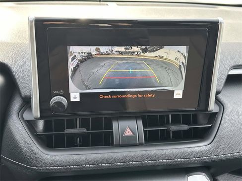 Used 2024 Toyota RAV4 LE image 20