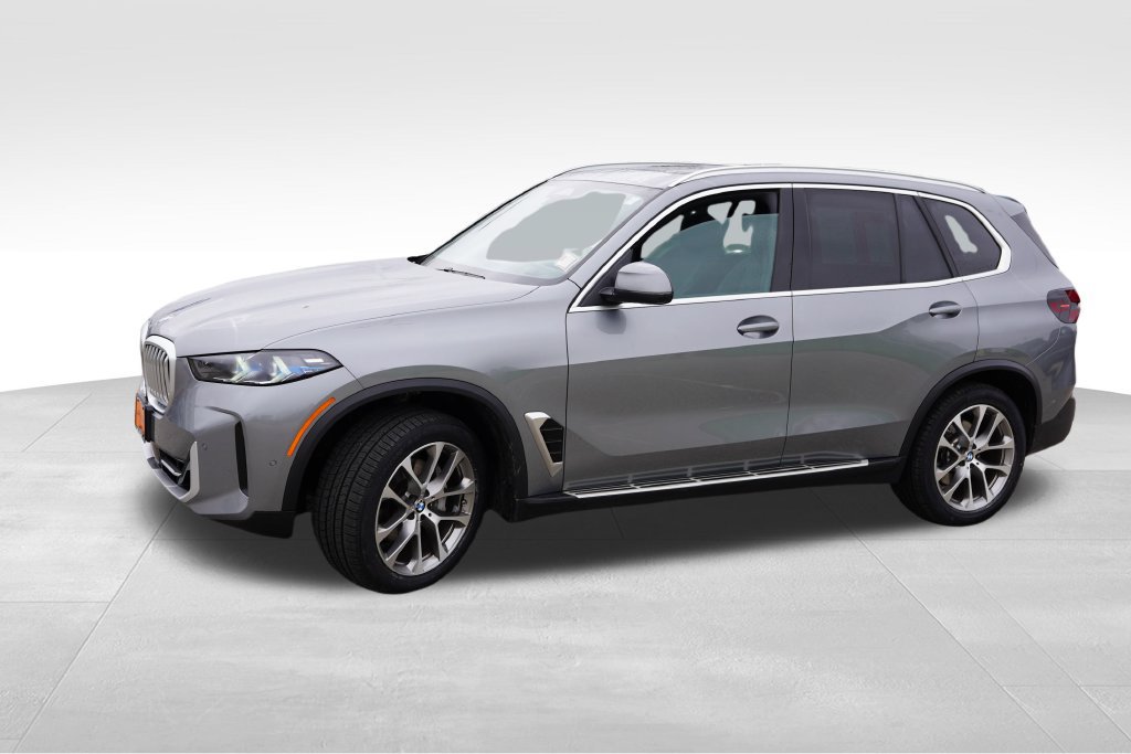 Used 2026 BMW X5 xDrive40i AWD/4WD image 10