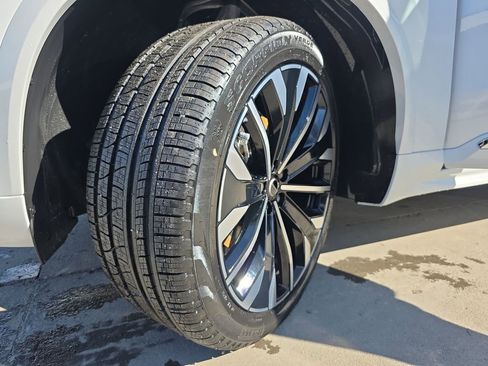 New 2026 Volvo XC90 B6 Ultra image 45