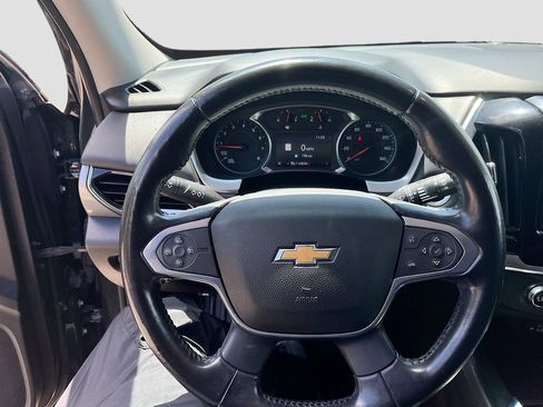 Used 2021 Chevrolet Traverse LT w/ LT Premium Package FWD image 11