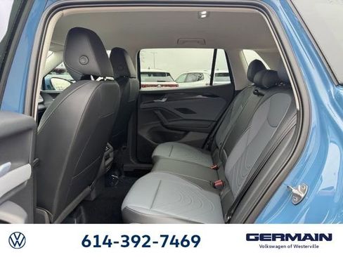 New 2026 Volkswagen Tiguan SE image 16