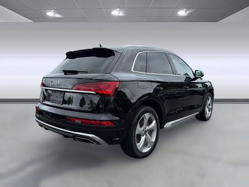 Used 2023 Audi Q5 2.0T Premium Plus w/ Premium Plus Package AWD/4WD image 9