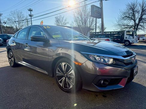 Used 2016 Honda Civic EX-T image 7