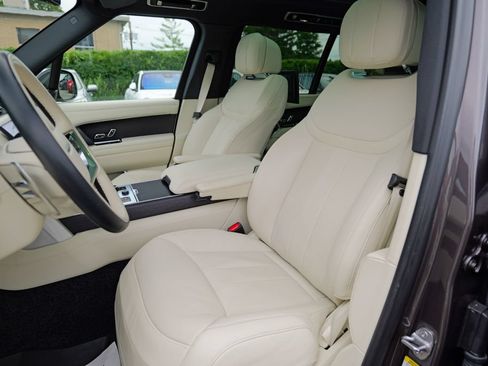 Used 2023 Land Rover Range Rover Long Wheelbase Autobiography AWD/4WD image 23