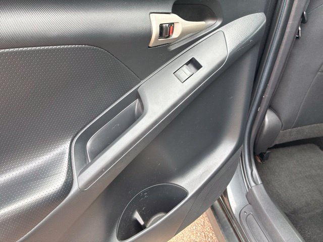 Used 2009 Toyota Matrix w/ PWR Pkg FWD image 14