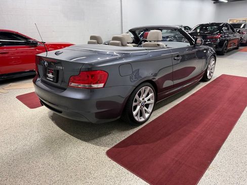 Used 2013 BMW 135i Convertible RWD image 9
