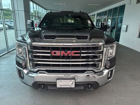 Used 2020 GMC Sierra 2500 SLT w/ SLT Convenience Package AWD/4WD image 2