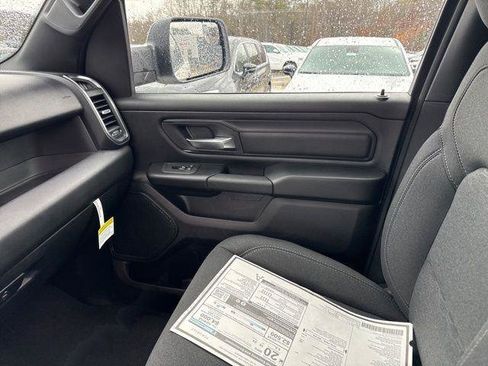 New 2026 RAM 1500 Express AWD/4WD image 27