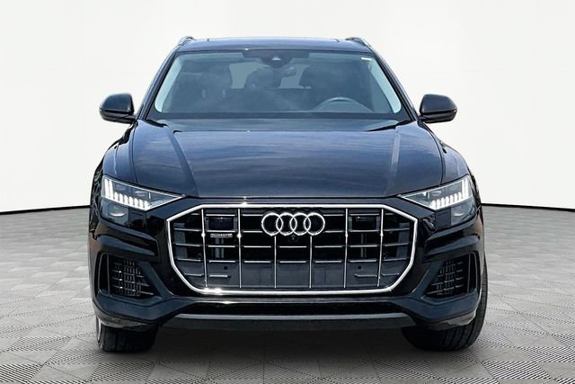 Used 2023 Audi Q8 Premium w/ Convenience Package AWD/4WD image 3