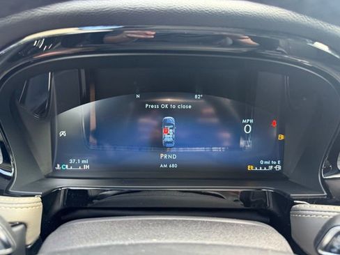 New 2025 Lincoln Corsair FWD w/ Equipment Group 101A image 7