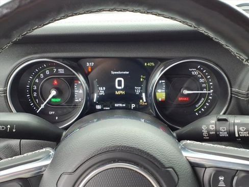 Used 2021 Jeep Wrangler Unlimited Sahara w/ Cold Weather Group image 20