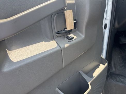 Certified 2025 Chevrolet Express 2500 w/ Driver Convenience Package RWD image 9