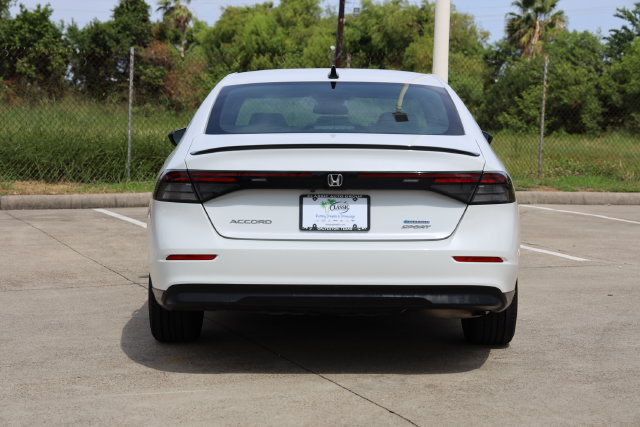 Used 2023 Honda Accord Sport image 6