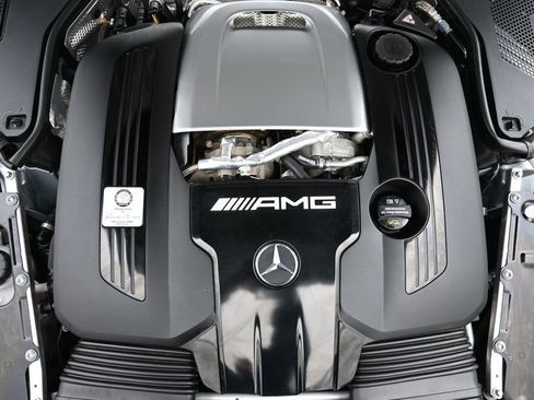 Used 2022 Mercedes-Benz SL 63 AMG 4MATIC w/ AMG Aerodynamic Package image 26
