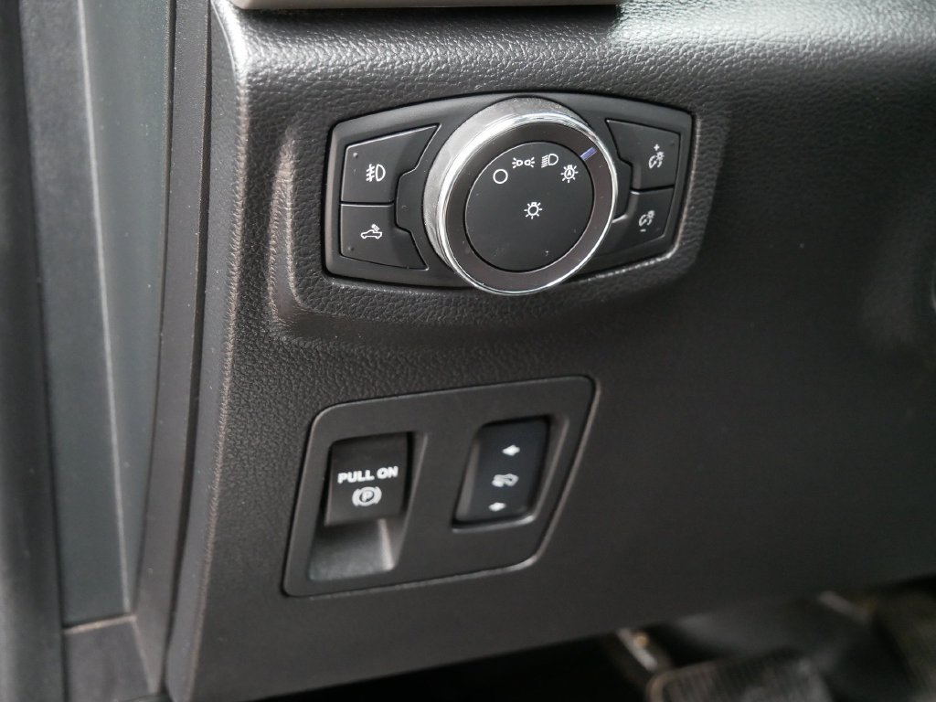 Certified 2018 Ford F150 Lariat w/ Equipment Group 502A Luxury AWD/4WD image 18