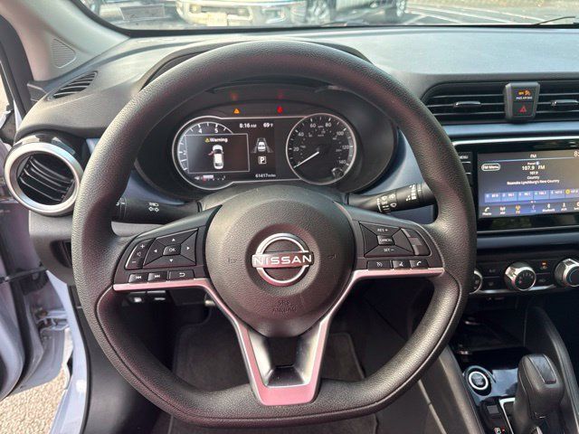 Used 2025 Nissan Versa SV FWD image 16