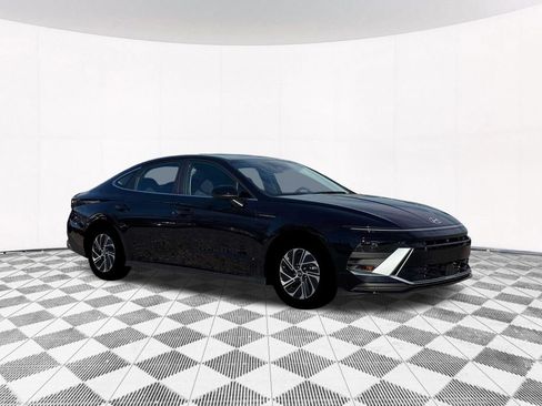 New 2026 Hyundai Sonata Blue FWD image 15